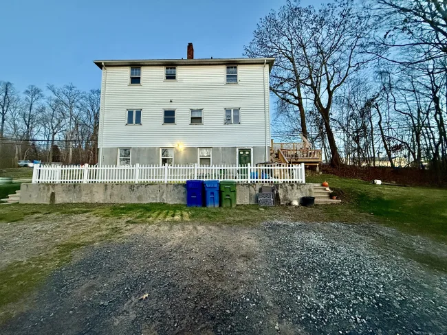 141 East High Street, East Hampton, CT