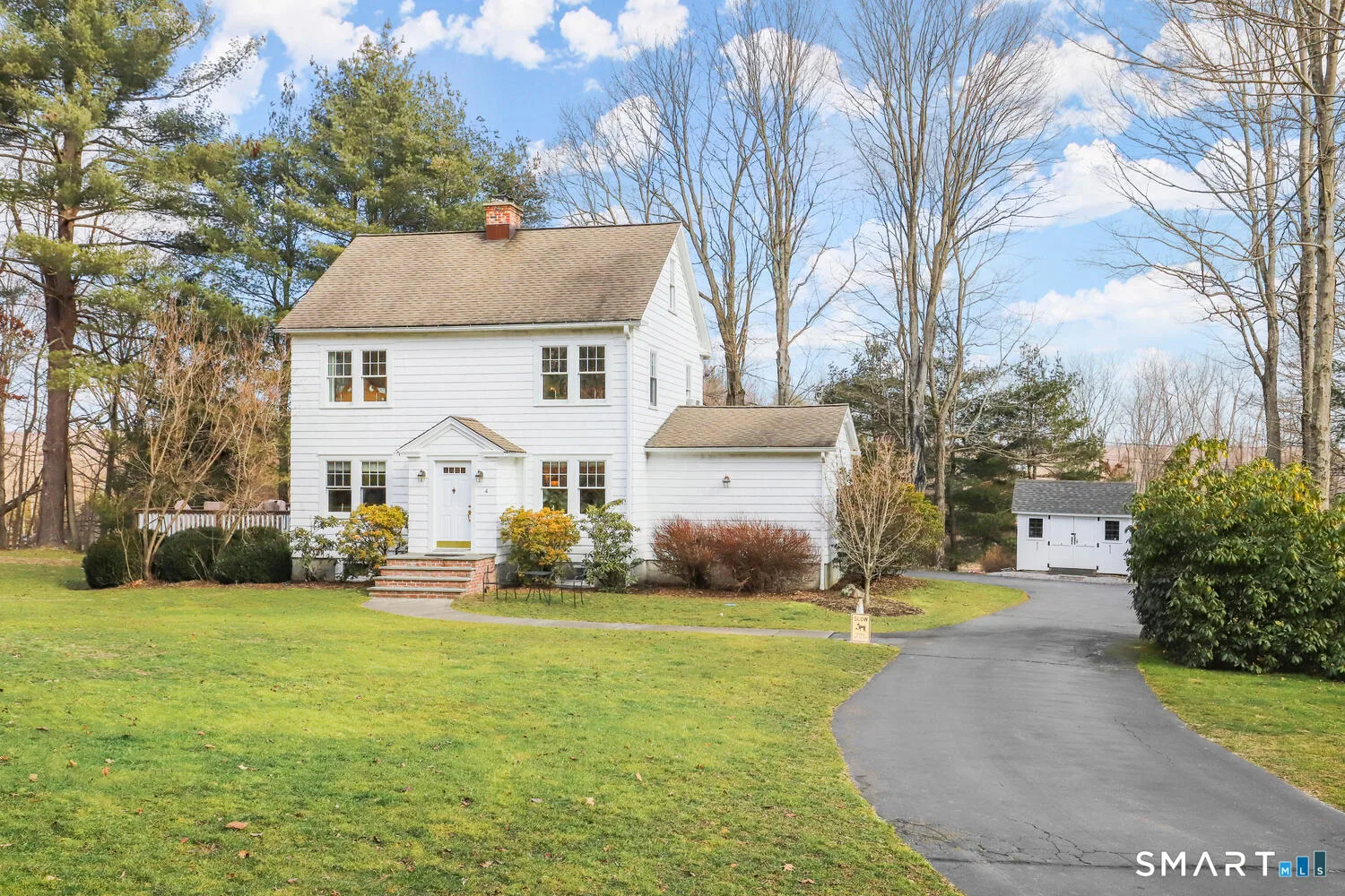4 Kay Lane, Newtown, CT