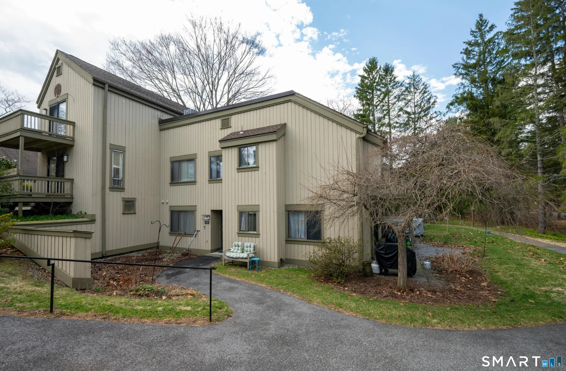 496 Heritage Village #A, Southbury, CT
