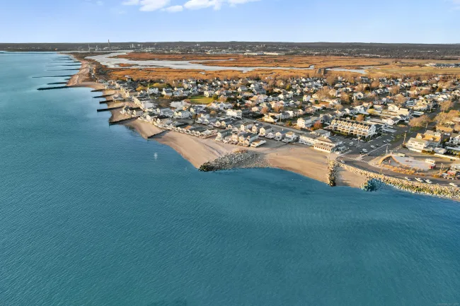 44 Washington Parkway, Stratford, CT