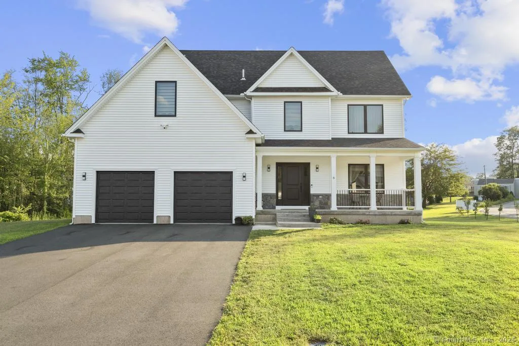 6 Vinnie Drive, Wethersfield, CT