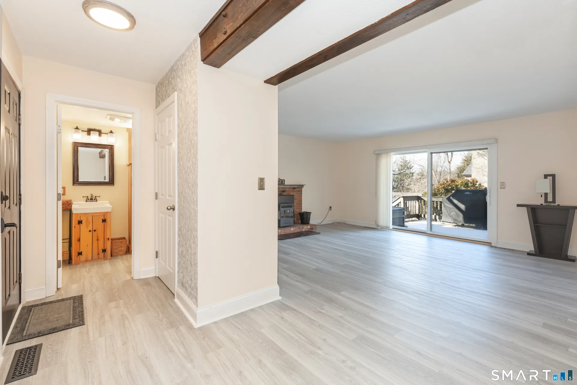 24 Woods Way #122A, Woodbury, CT