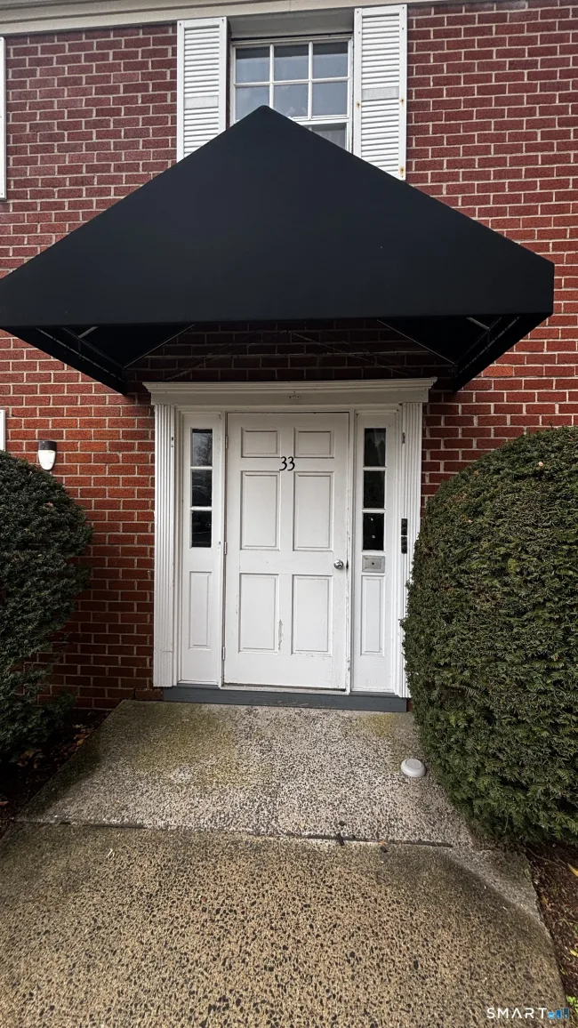 50 Greenhouse Road #33C, Bridgeport, CT