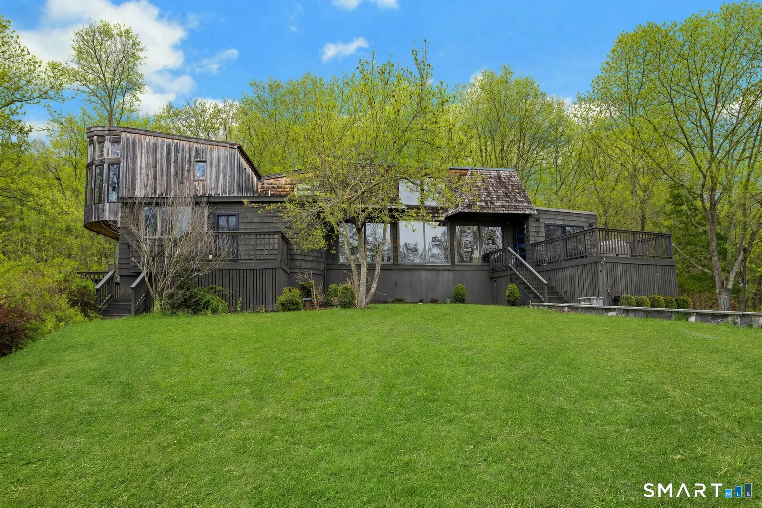 22 Hill Farm Road, Weston, CT