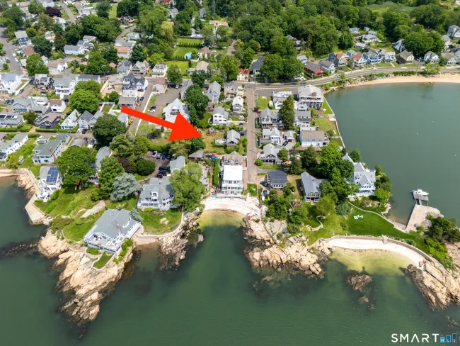 39 Little Bay Lane, Branford, CT