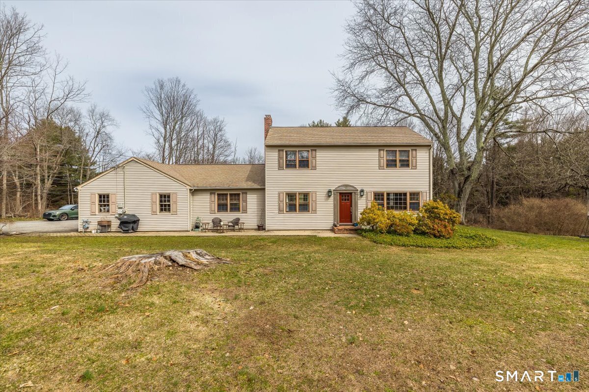 5 Mount Pleasant Road, Newtown, CT