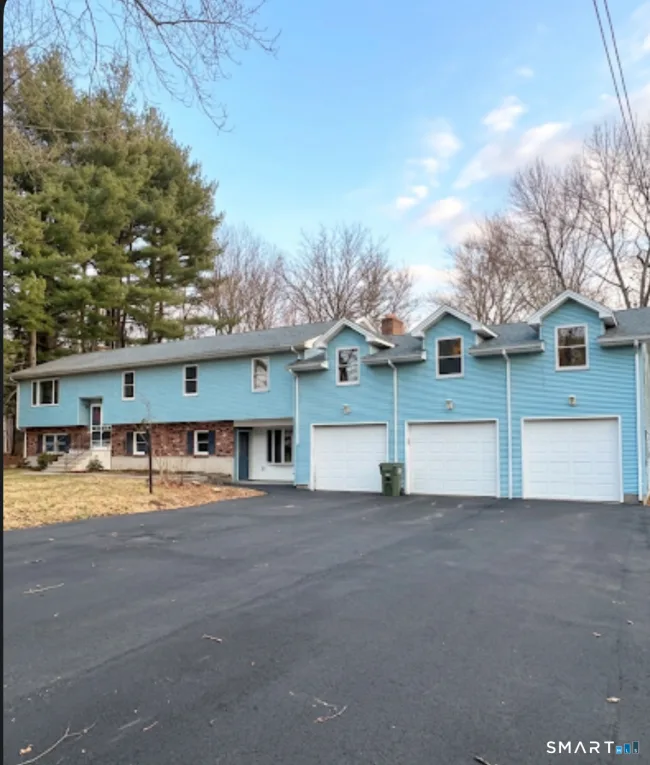 962 Shuttle Meadow Road, Southington, CT