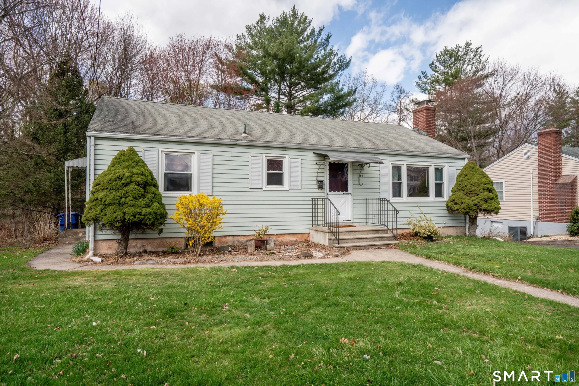 681 Main Street, Newington, CT