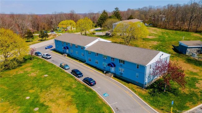 83 Horse Pond Road #APT B