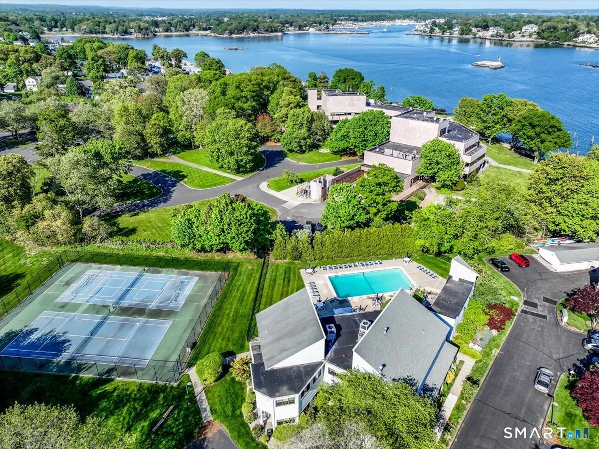 203 Turtle Bay Drive #203, Branford, CT