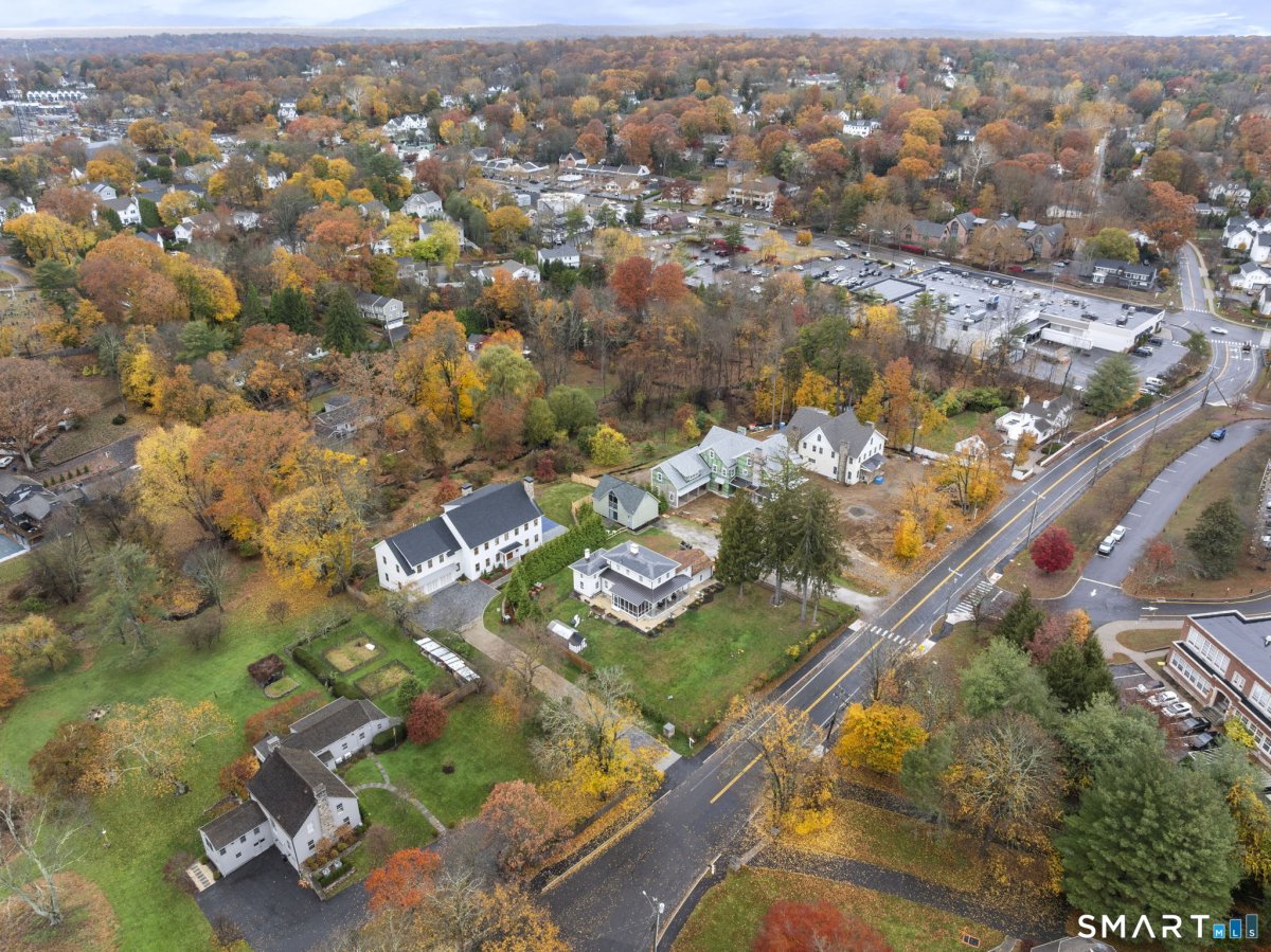 26 Morningside Drive, Westport, CT