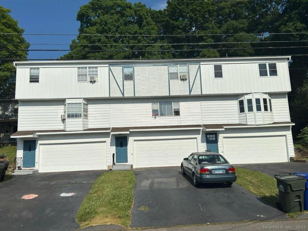 111,113 & 115 Sunset Avenue, Meriden, CT