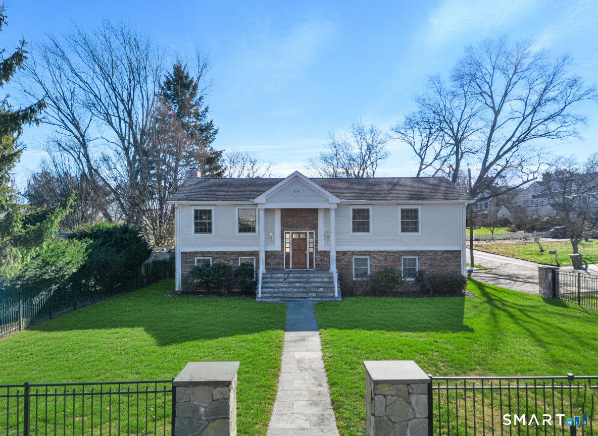 61 Hobson Street, Stamford, CT