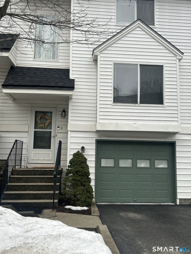 68 Virginia Avenue #11