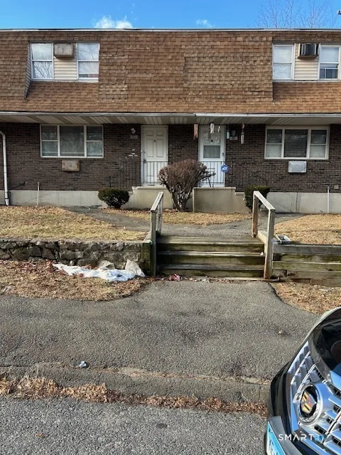 56 Angel Drive #C, Waterbury, CT