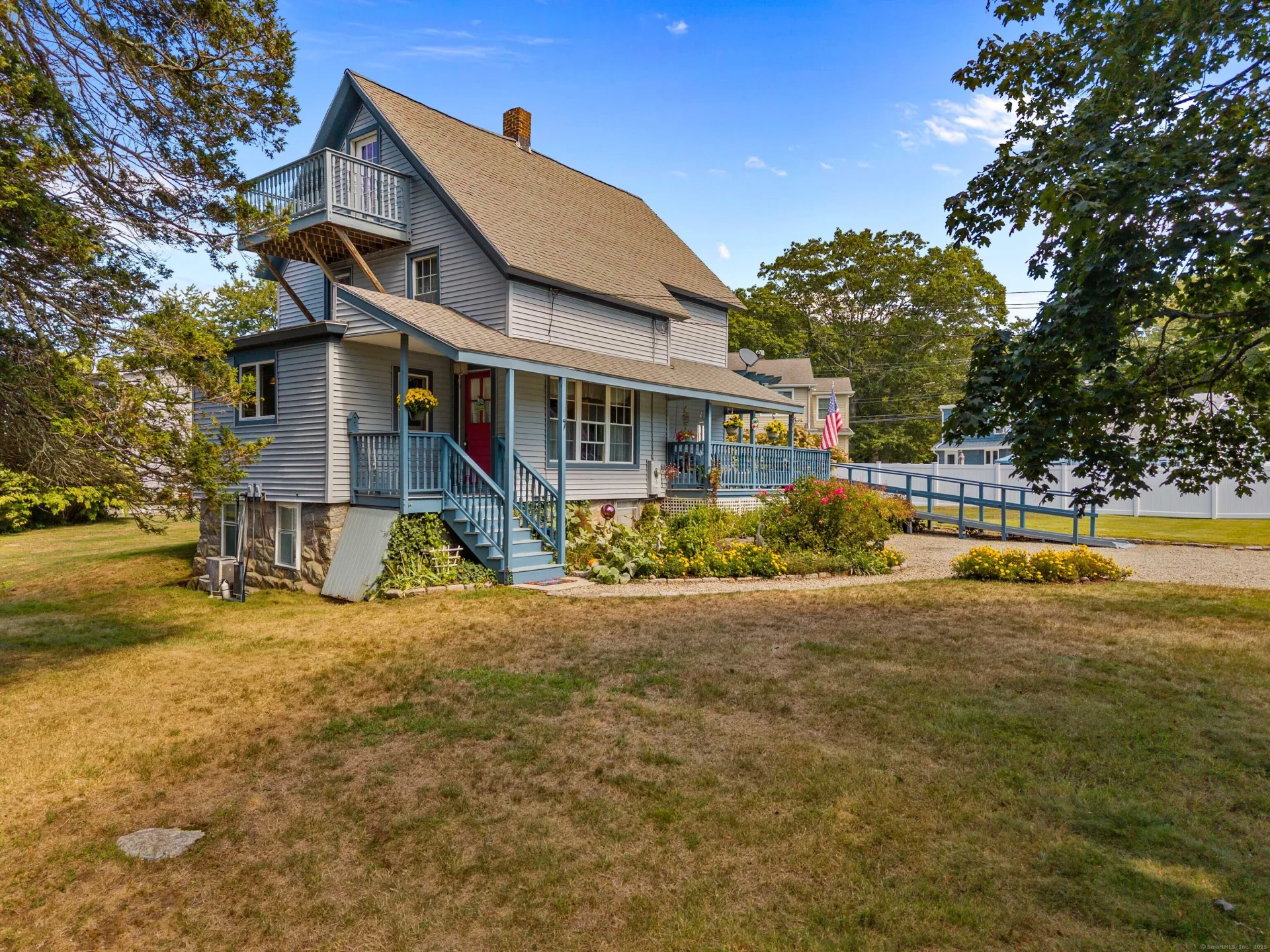 7 Nichols Lane, Waterford, CT