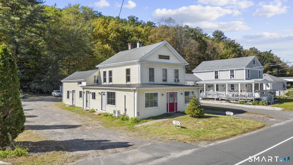 433 Main Street, New Hartford, CT