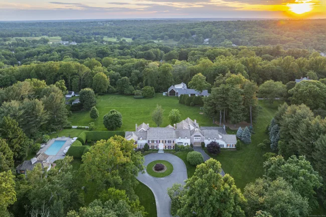 865 Hollow Tree Ridge Road, Darien, CT