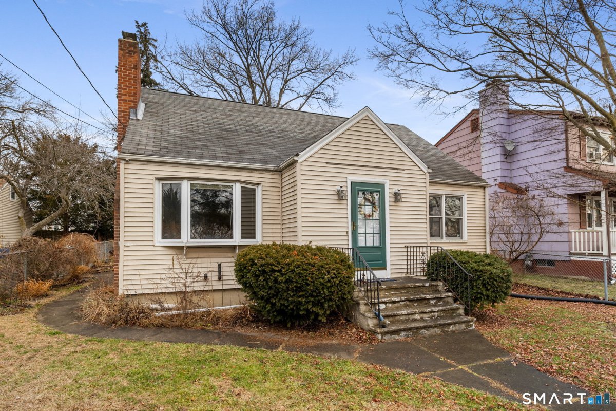 110 Wilkins Avenue, Bridgeport, CT