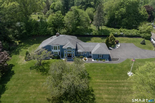 15 Griffing Pond Road