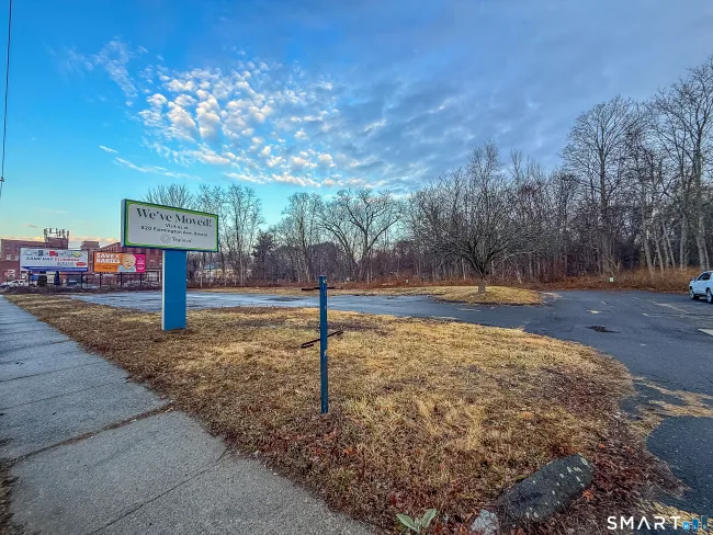 135 East Main Street, Bristol, CT