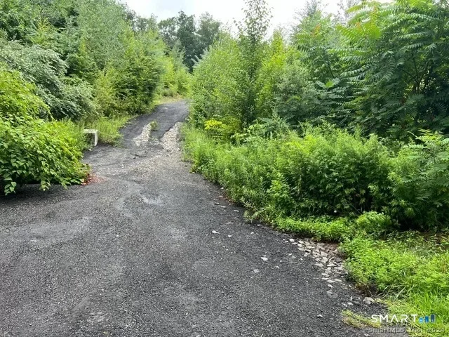 183 Mount Pleasant Road, Newtown, CT