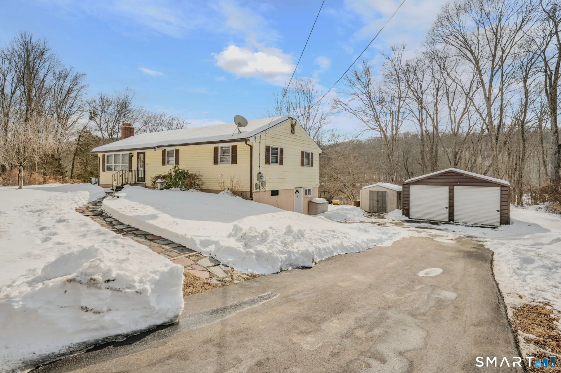 237 South Road, Bozrah, CT