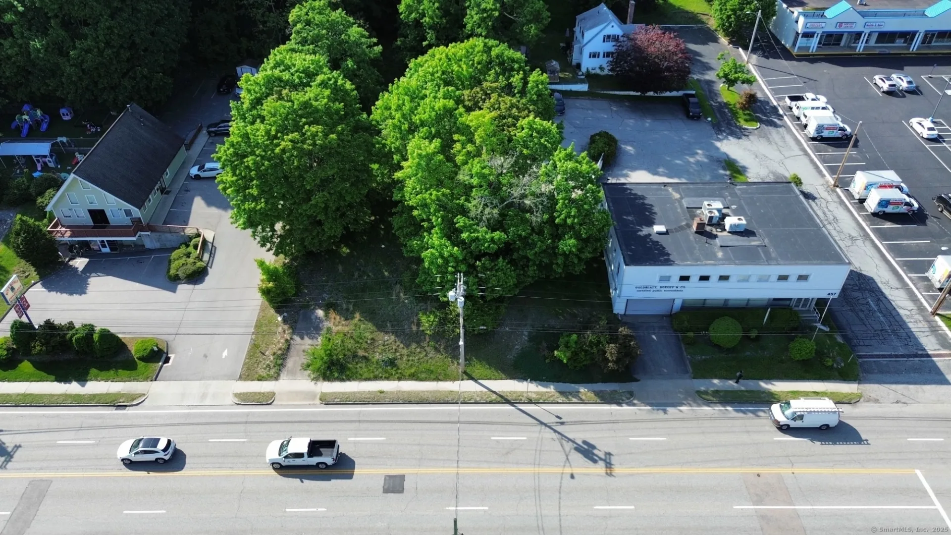 459 West Main Street, Norwich, CT