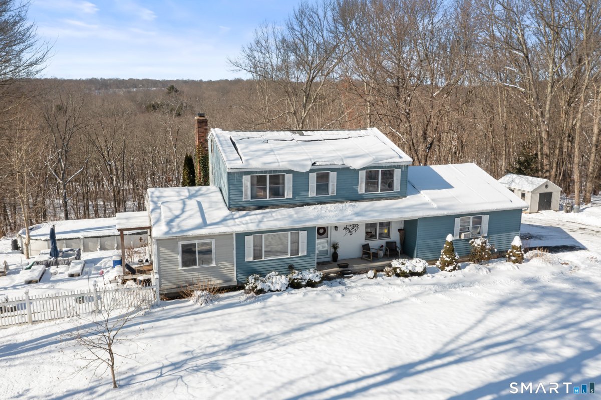 14 Meadow Crest Drive, Woodbury, CT