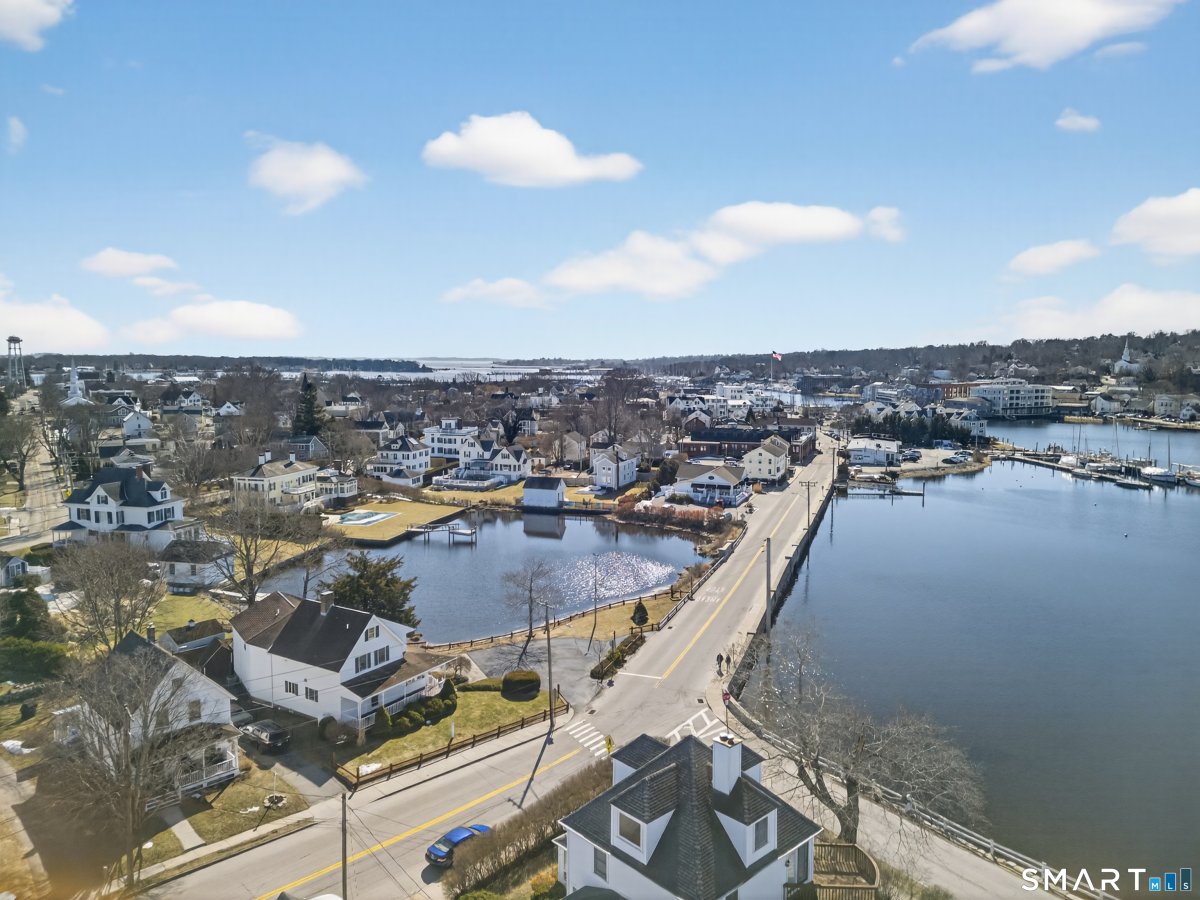 40 Holmes Street, Stonington, CT