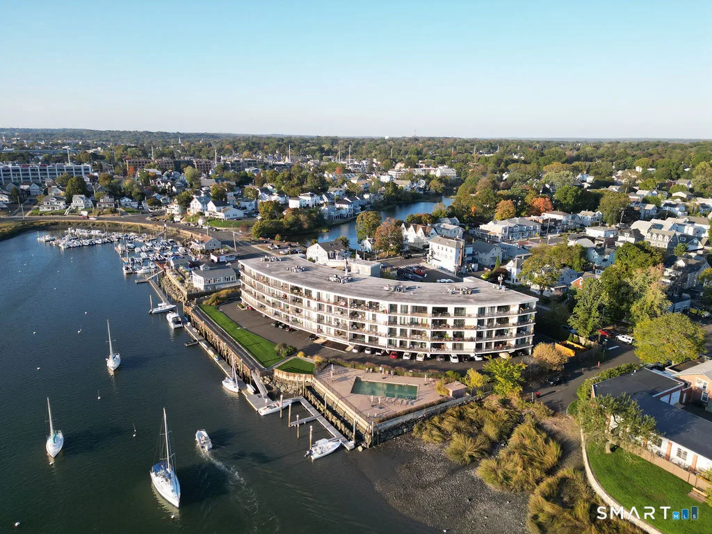 100 Seaview Avenue #2J, Norwalk, CT