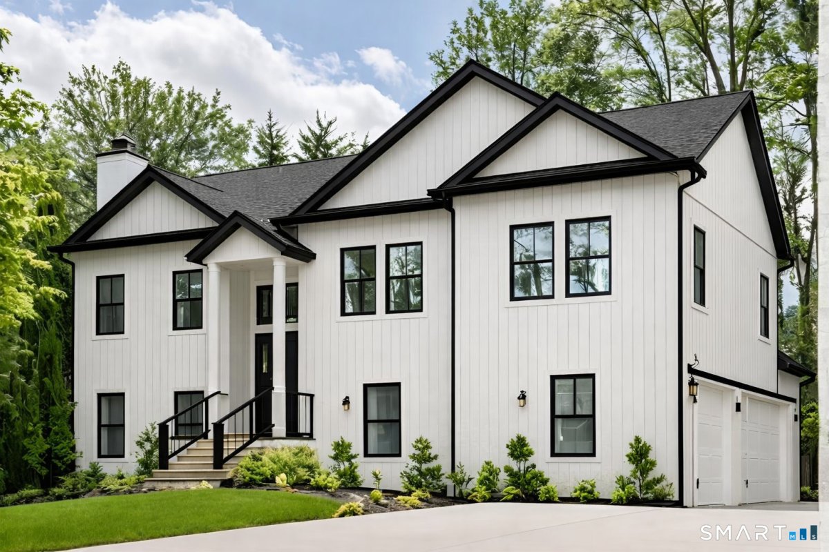 390 Ash Swamp Road, Glastonbury, CT