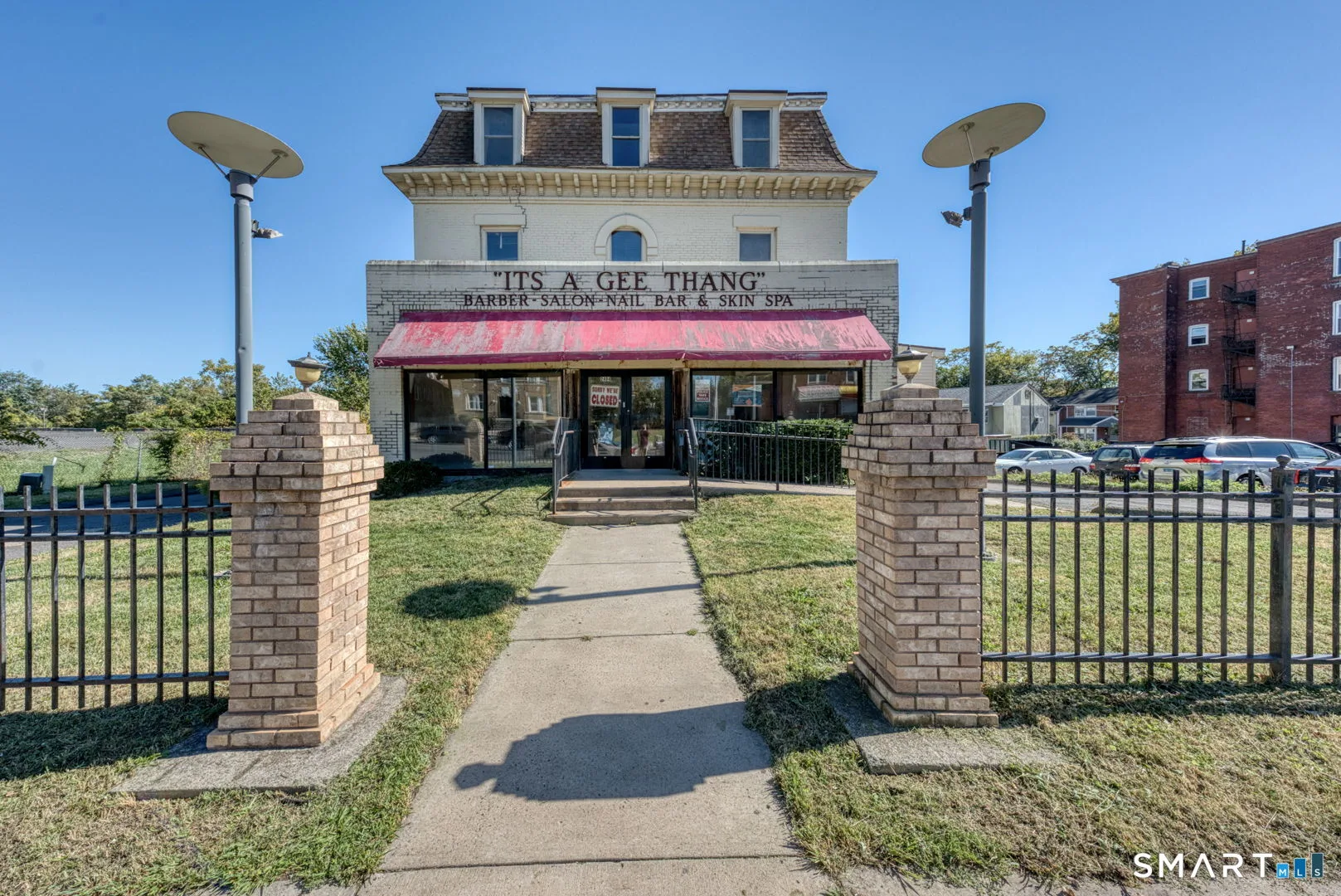 2404 Main Street, Hartford, CT