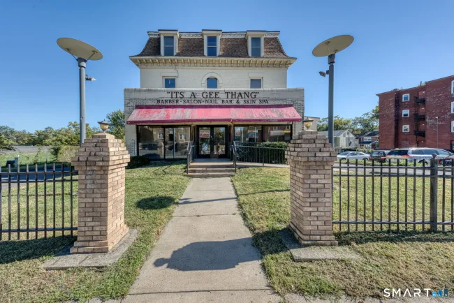 2404 Main Street, Hartford, CT