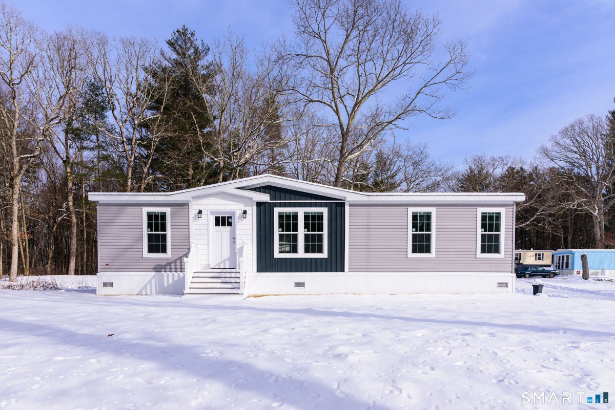 23 Bailey Hill Village, Killingly, CT