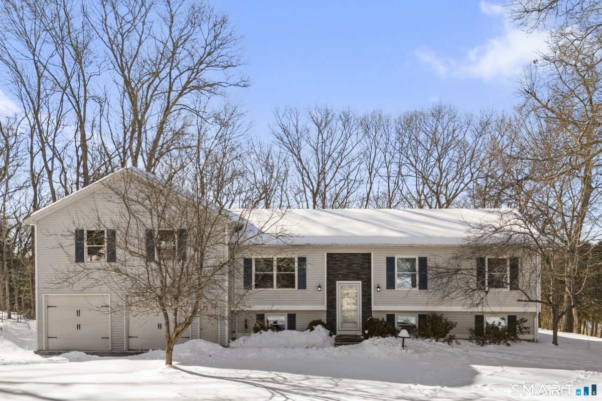 23 Versailles Road, Lisbon, CT