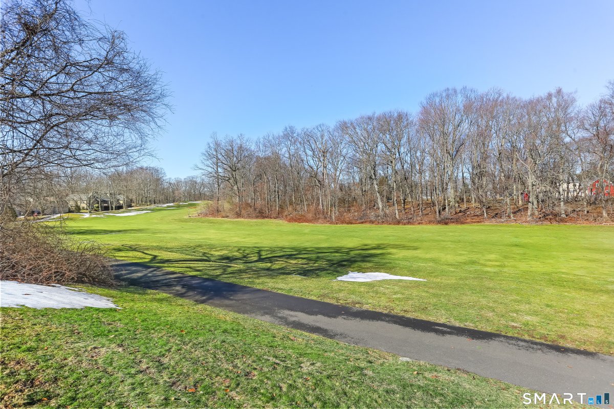 639 Onondaga Lane #B, Stratford, CT