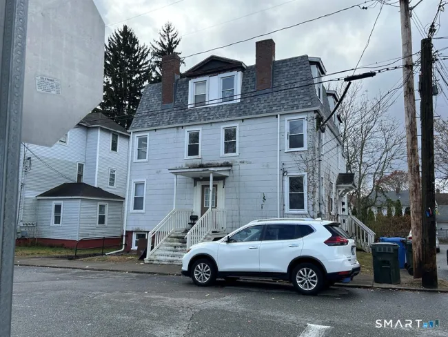 22 Hawthorne Street, Norwich, CT
