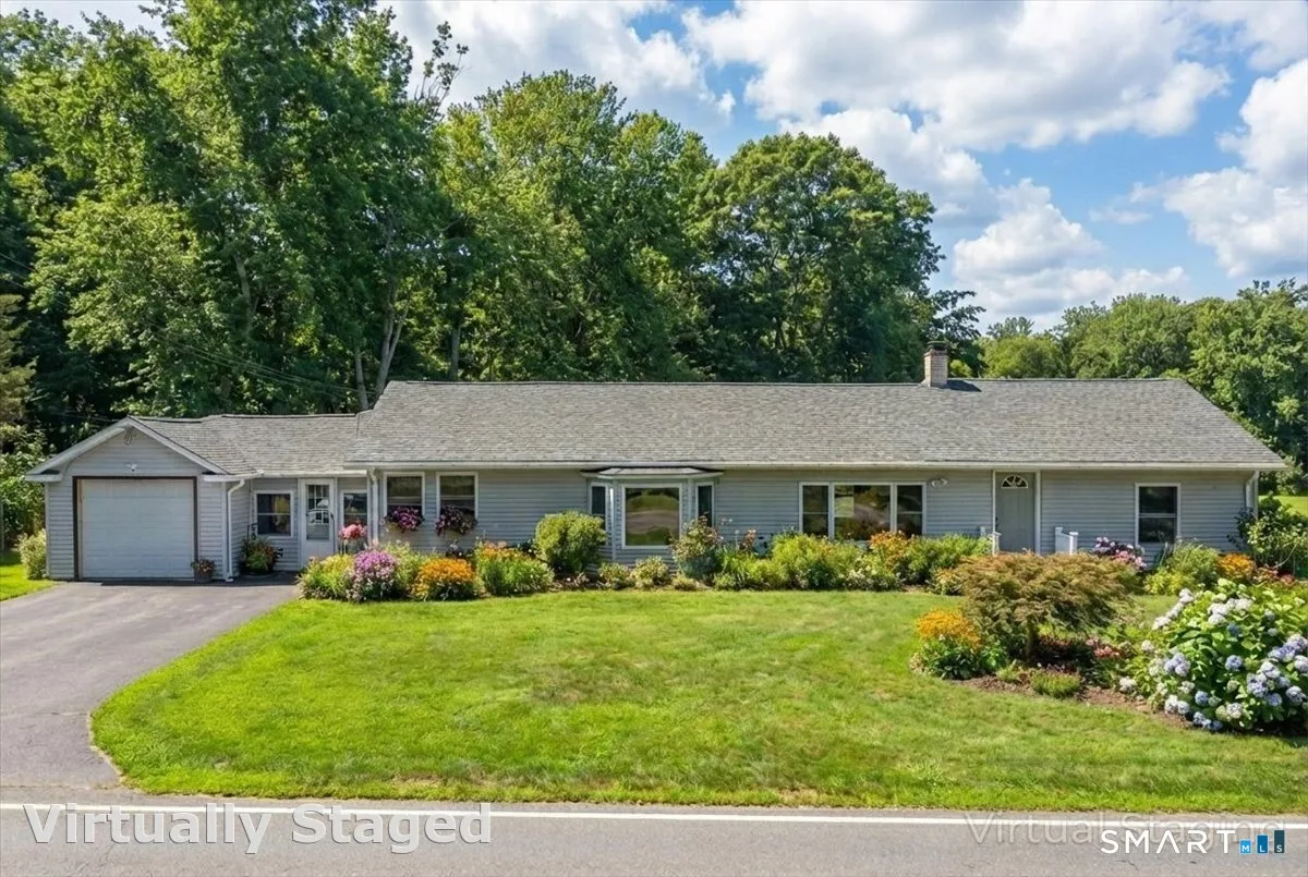 152 Mystic Road, North Stonington, CT