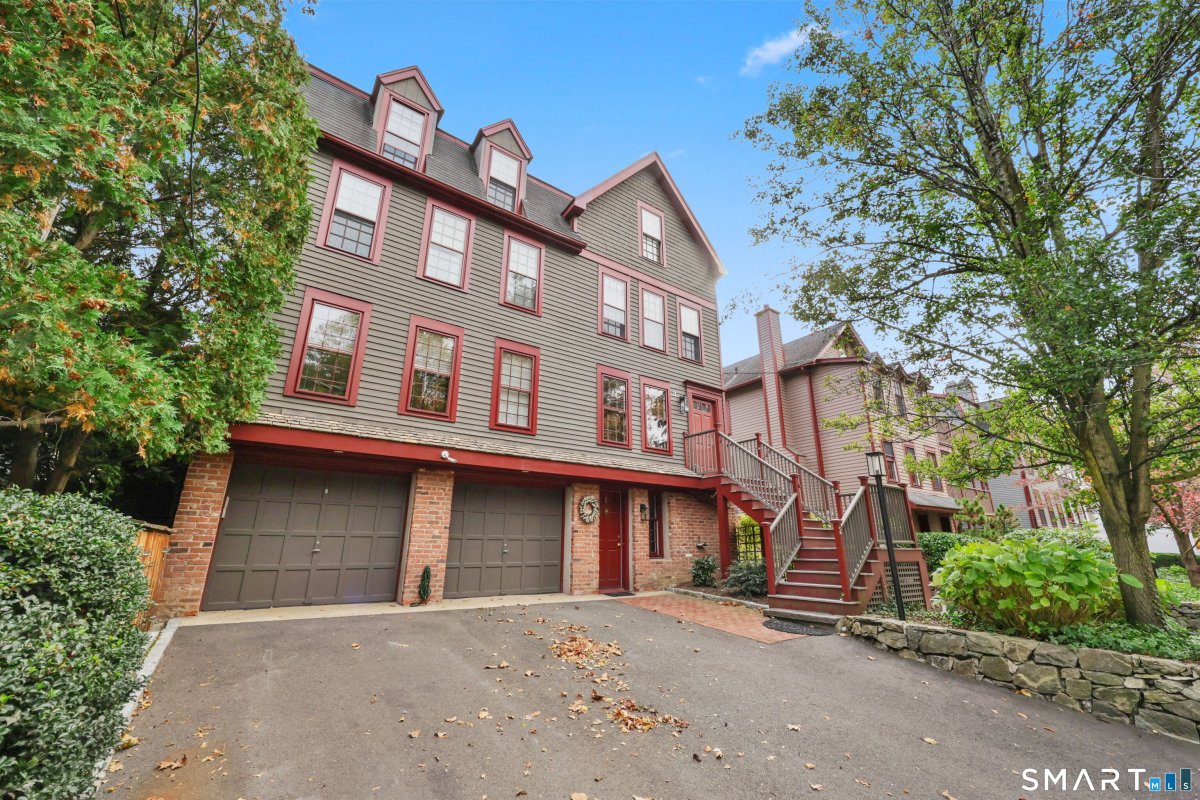 49 Indian Harbor Drive #1, Greenwich, CT