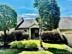 839 Heritage Hills #B, Somers NY, CT