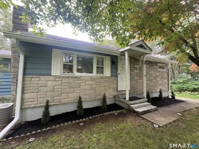 14 Wilkes Road, Danbury, CT