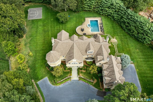 76 Lords Highway, Weston, CT