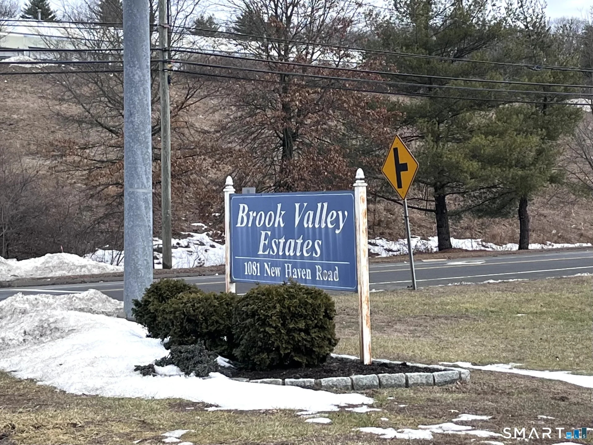 1081 New Haven Road #11J, Naugatuck, CT