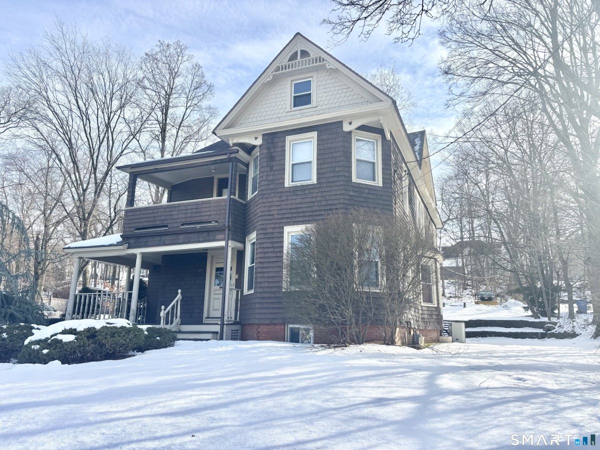 342-344 Center Street, Manchester, CT