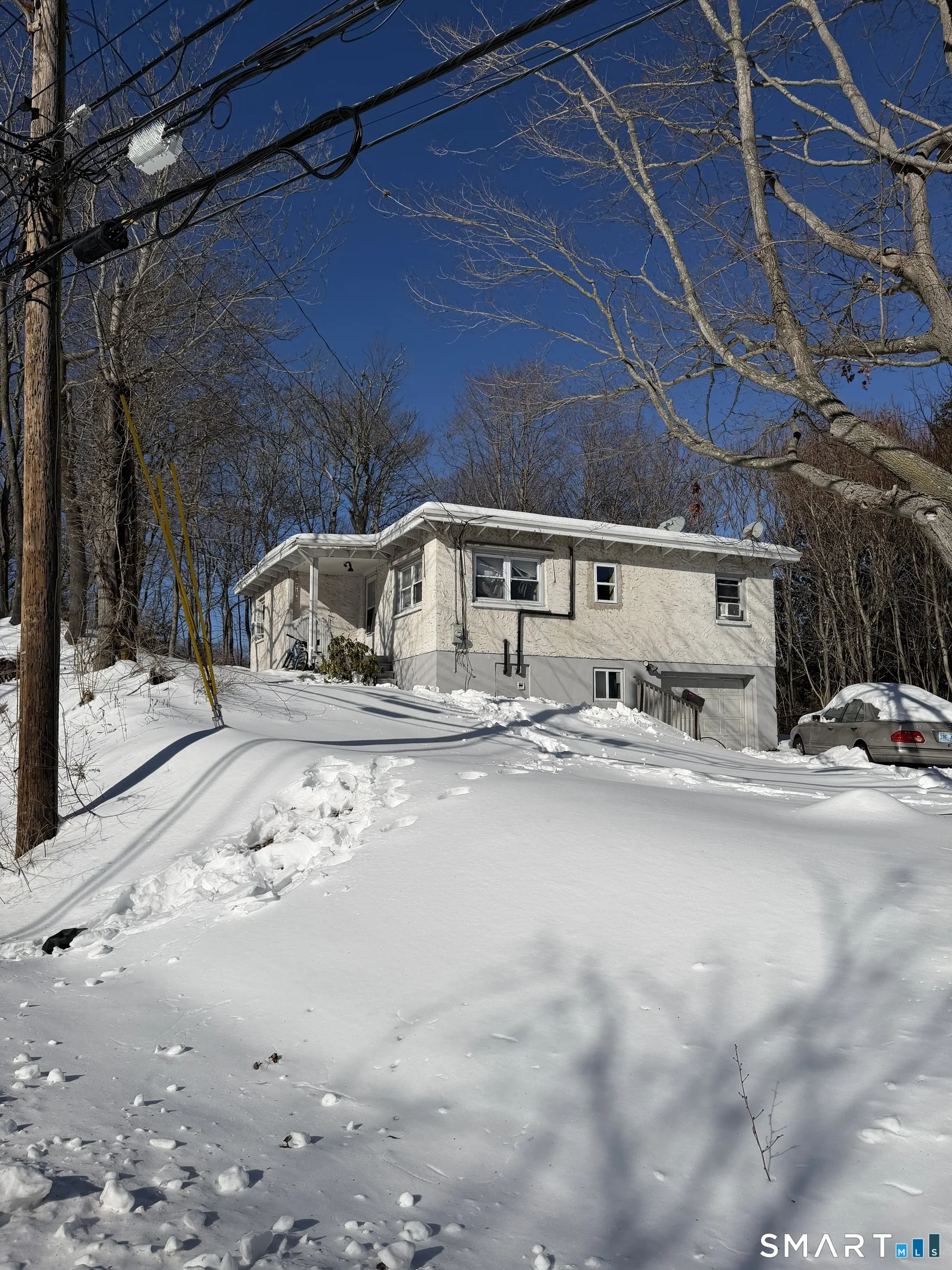 387 Jefferson Avenue, New London, CT