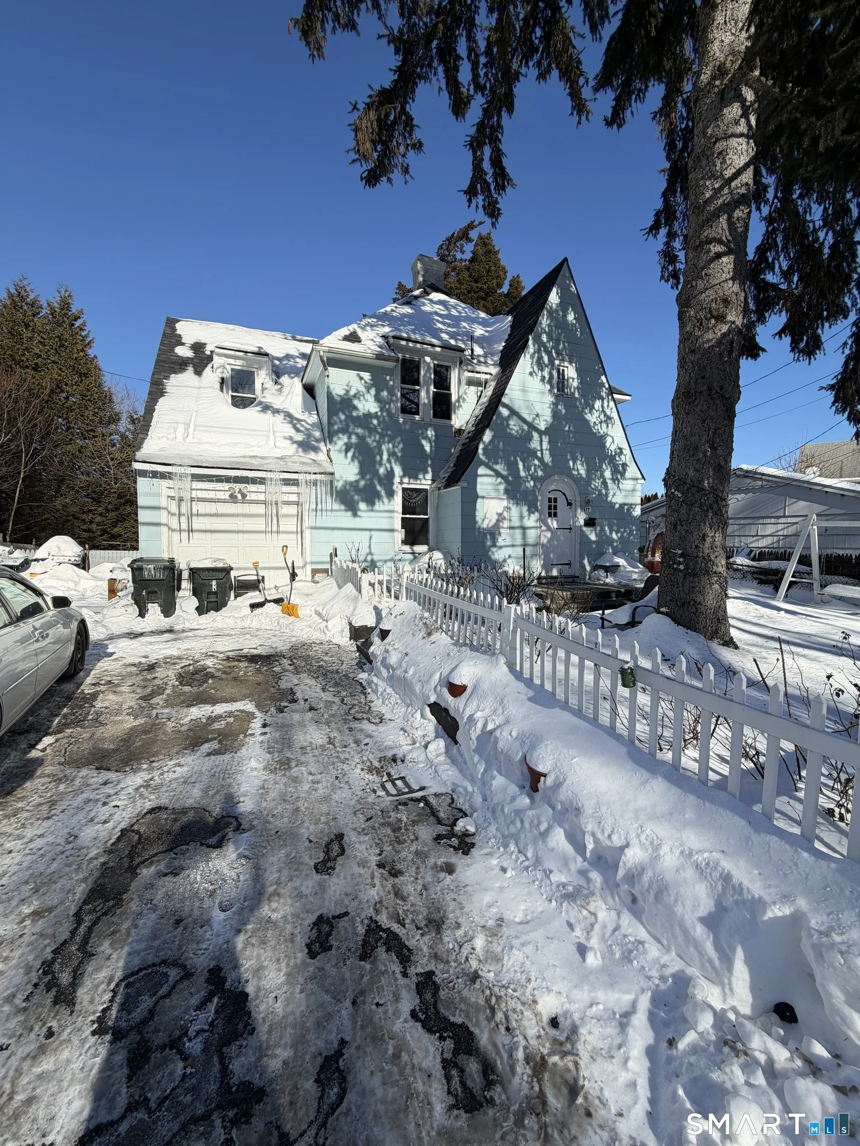 377 Jefferson Avenue, New London, CT