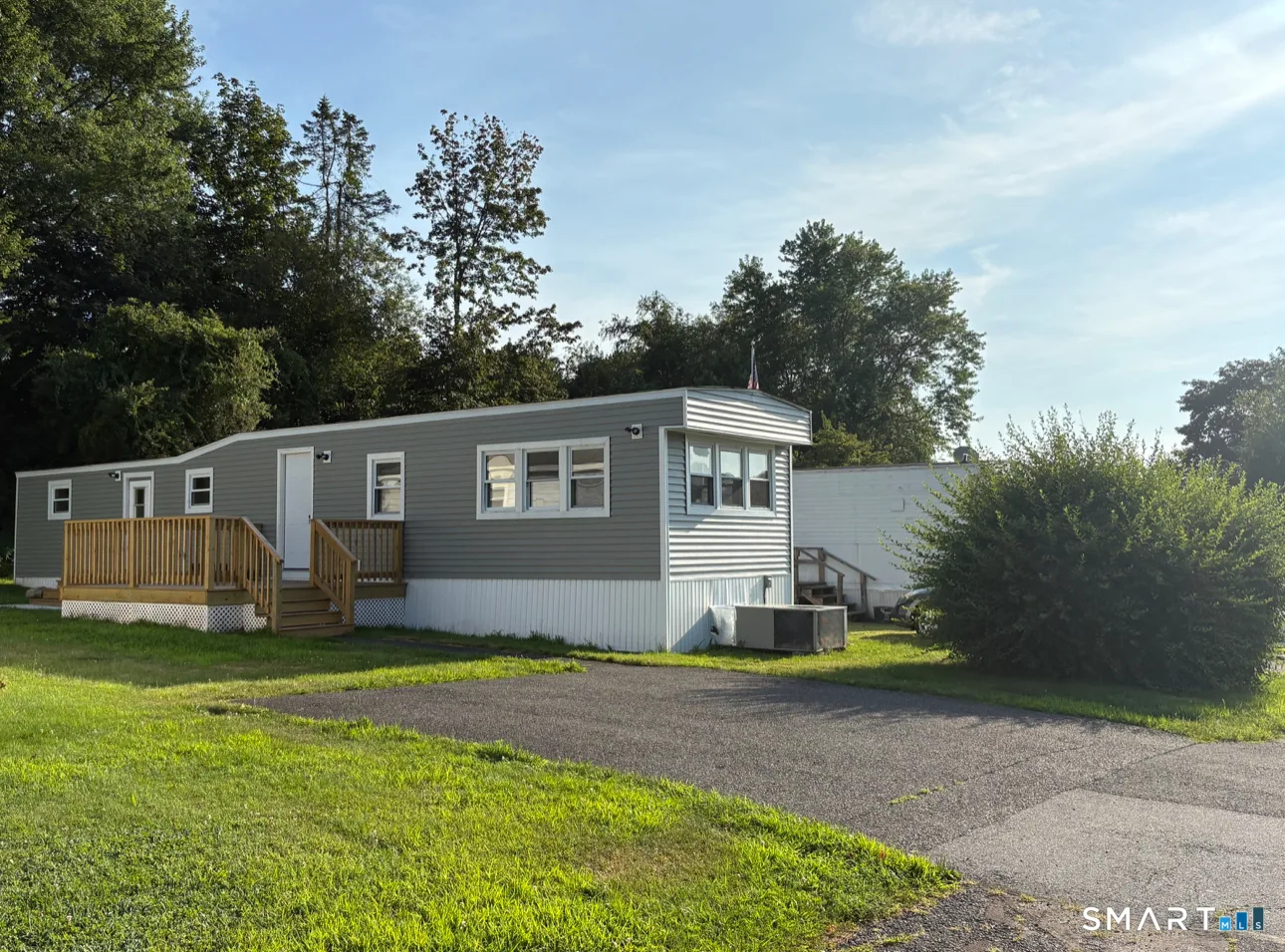 69 Nancy Lane, Naugatuck, CT