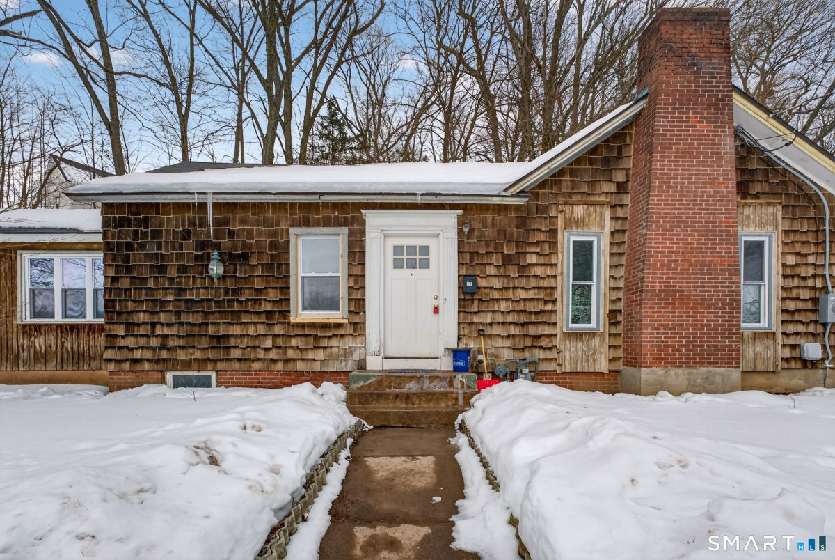 87 West Street, Manchester, CT