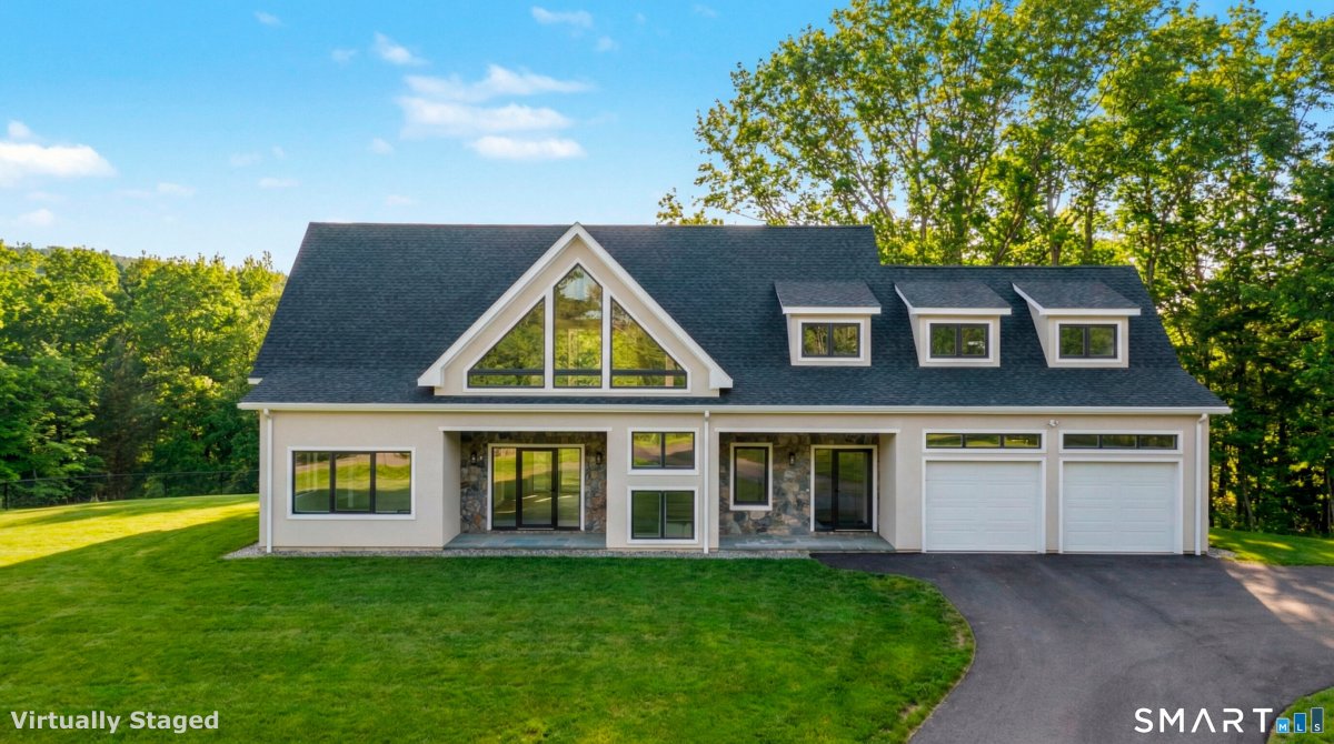 25 Spruce Mountain Trail, Danbury, CT
